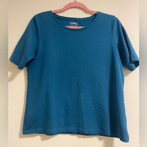 L.L. Bean Women's Teal Short Sleeve Tee